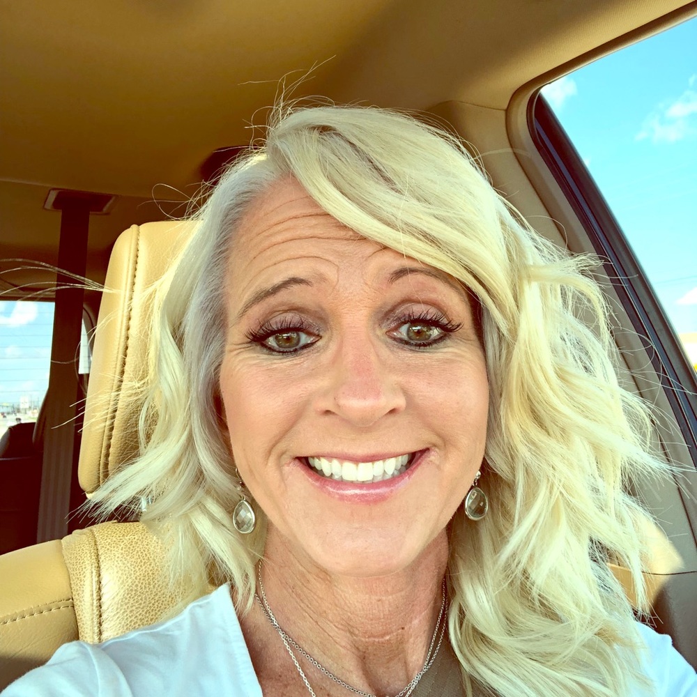 Meet your Posher, Kimberly